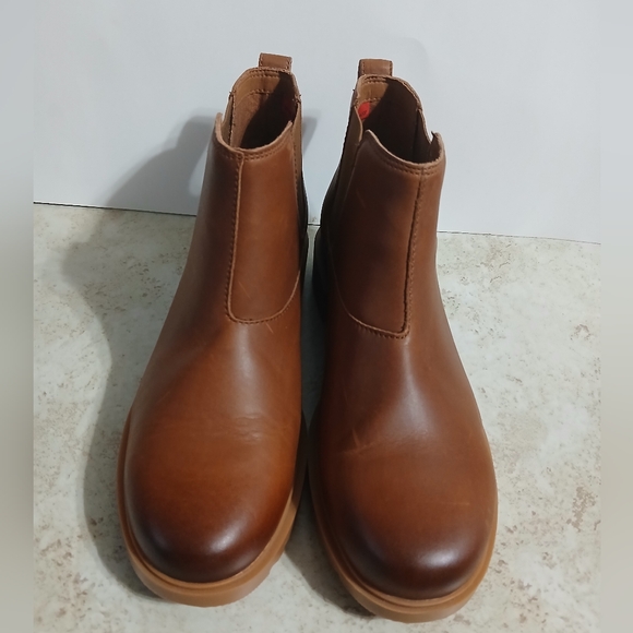Sorel Women's Brown Leather Chelsea‎ Boots - Picture 1 of 12